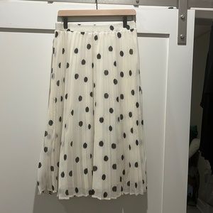 White & black polka dot Target skirt